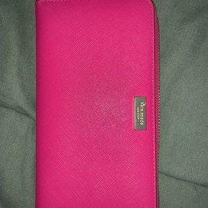 SOLD SOLD SOLD Kate  Spade Zip around wallet
